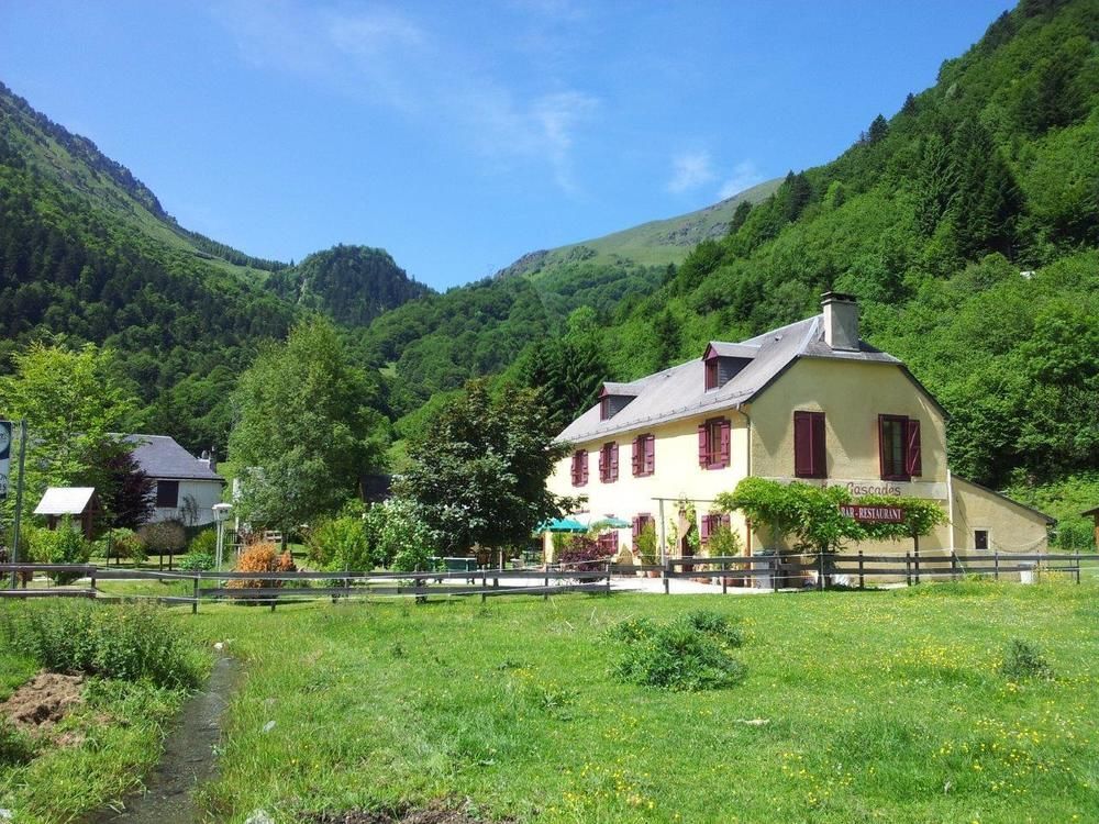 Gite Auberge Les Cascades La Mongie Exterior photo